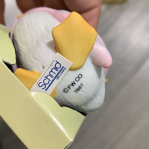 Schmid Porcelain Beatrix Potter Ornament Jemima Puddleduck with original box - Picture 2 of 11